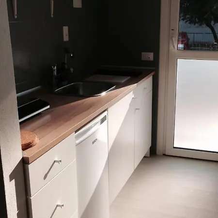 Apt. 2 Pratico E Luminoso A 100 M Dall'ospedale Apartment Bassano del Grappa